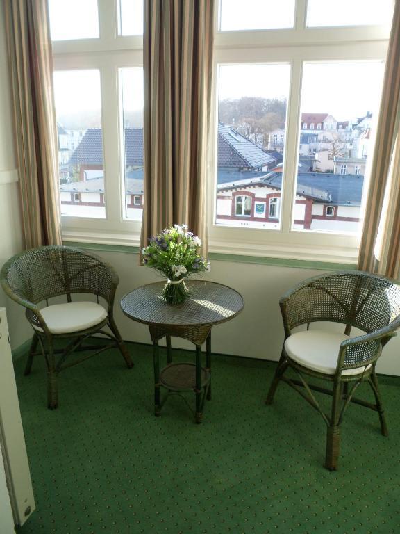 Hotel Schloonsee Garni Seebad Bansin Room photo